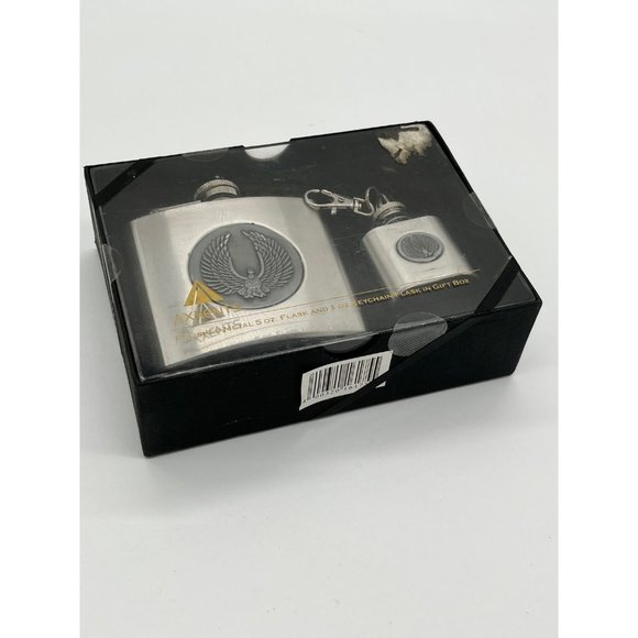 Polished Metal Flask Gift Set, Unopened, Axxents, 5oz and 1oz keychain set - Picture 5 of 9